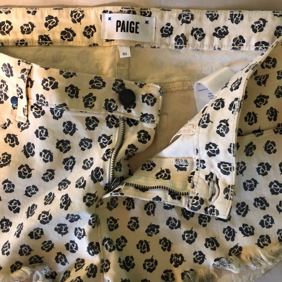 Paige shorts - Picture 3 of 4